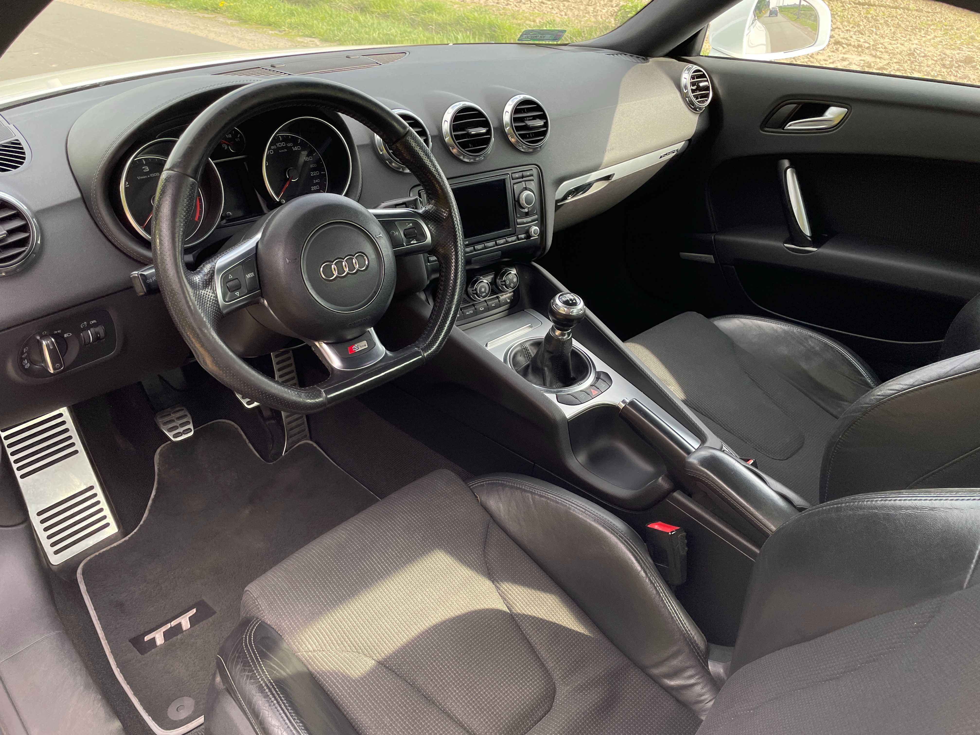 Audi TT 2.0 TDI 170KM Quattro Sline Navi PDC