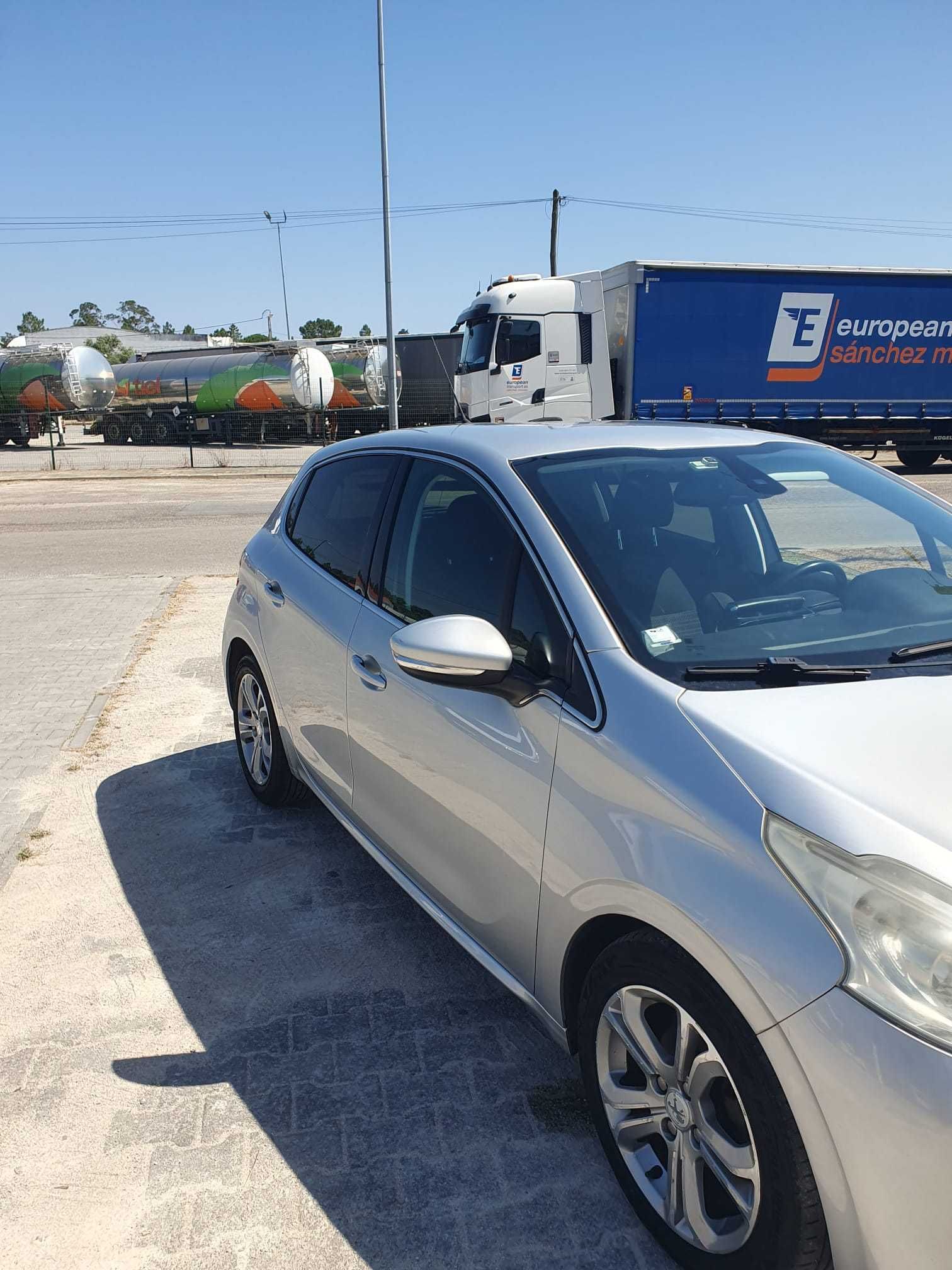 Peugeot 208 1.6 BlueHDi Style