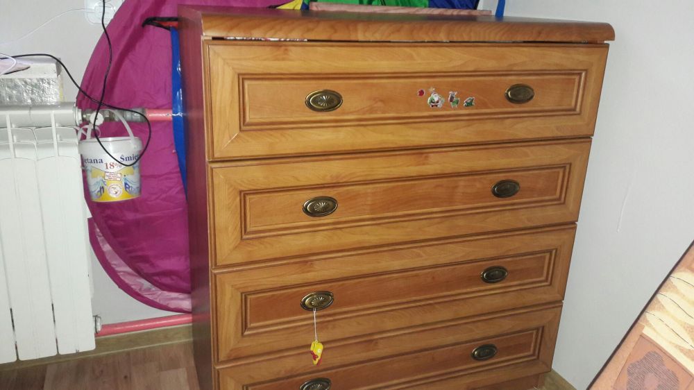 Szafa, biurko, komoda, regał- meblościanka