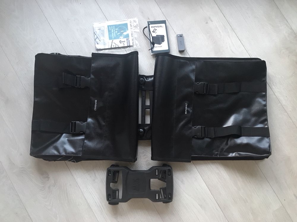 Sakwy BASIL Urban Load Double Bag MIK 53L + adapter i mocowanie MIK