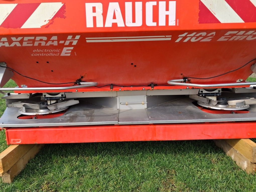 Rozsiewacz nawozu Rauch Axera H EMC 1102, 2006r. KUHN