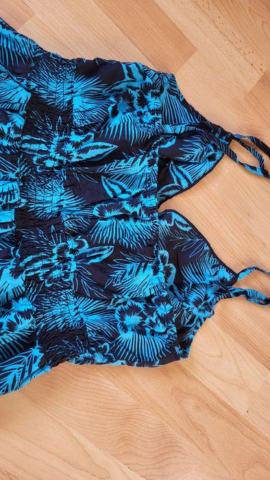 Lekka sukienka w przepięknym kolorze