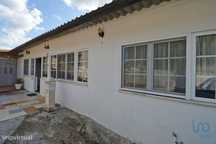 Casa de aldeia T3 em Poiares (Santo André) de 177,00 m2