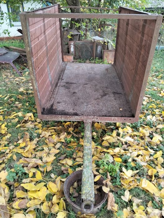 Причіп одноосний.