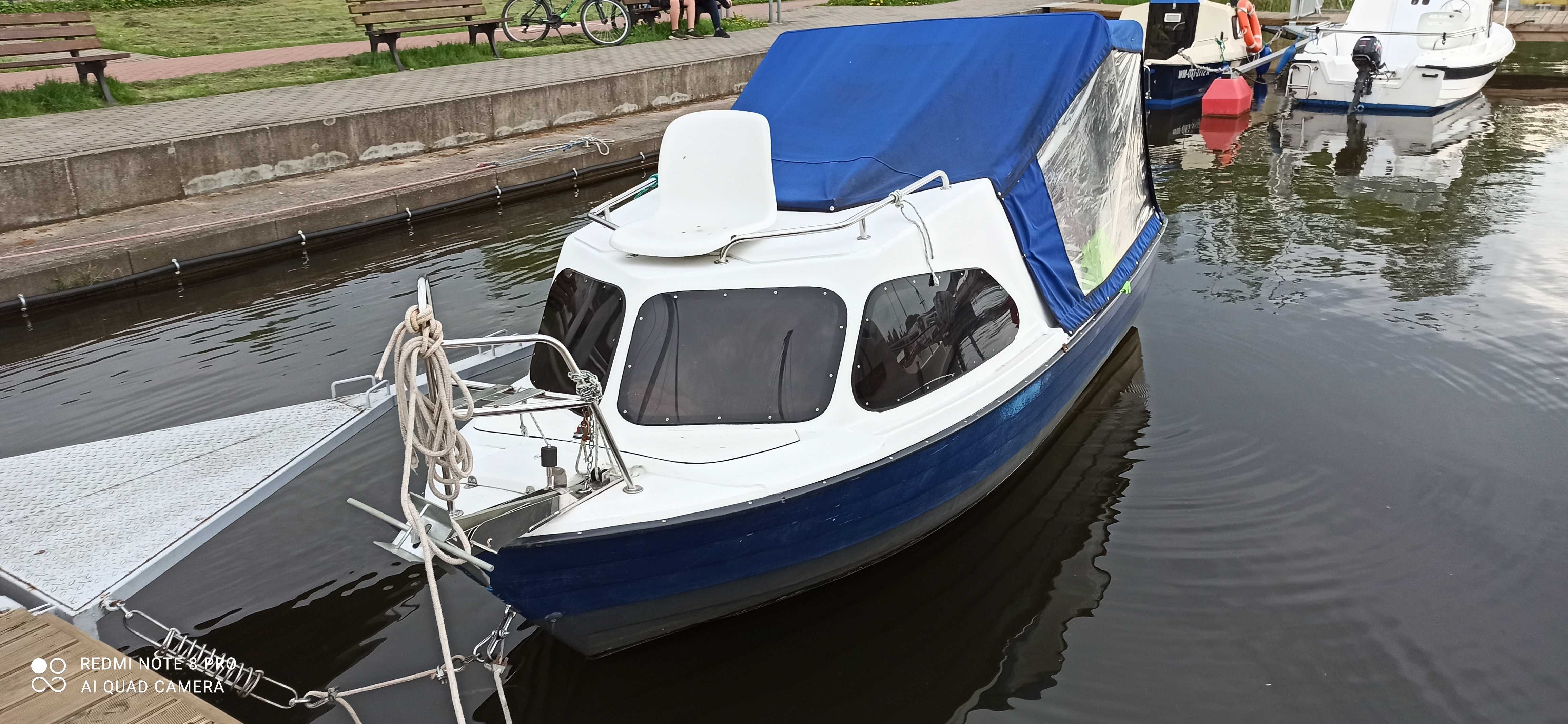 Jacht Motorowy Kreszczent