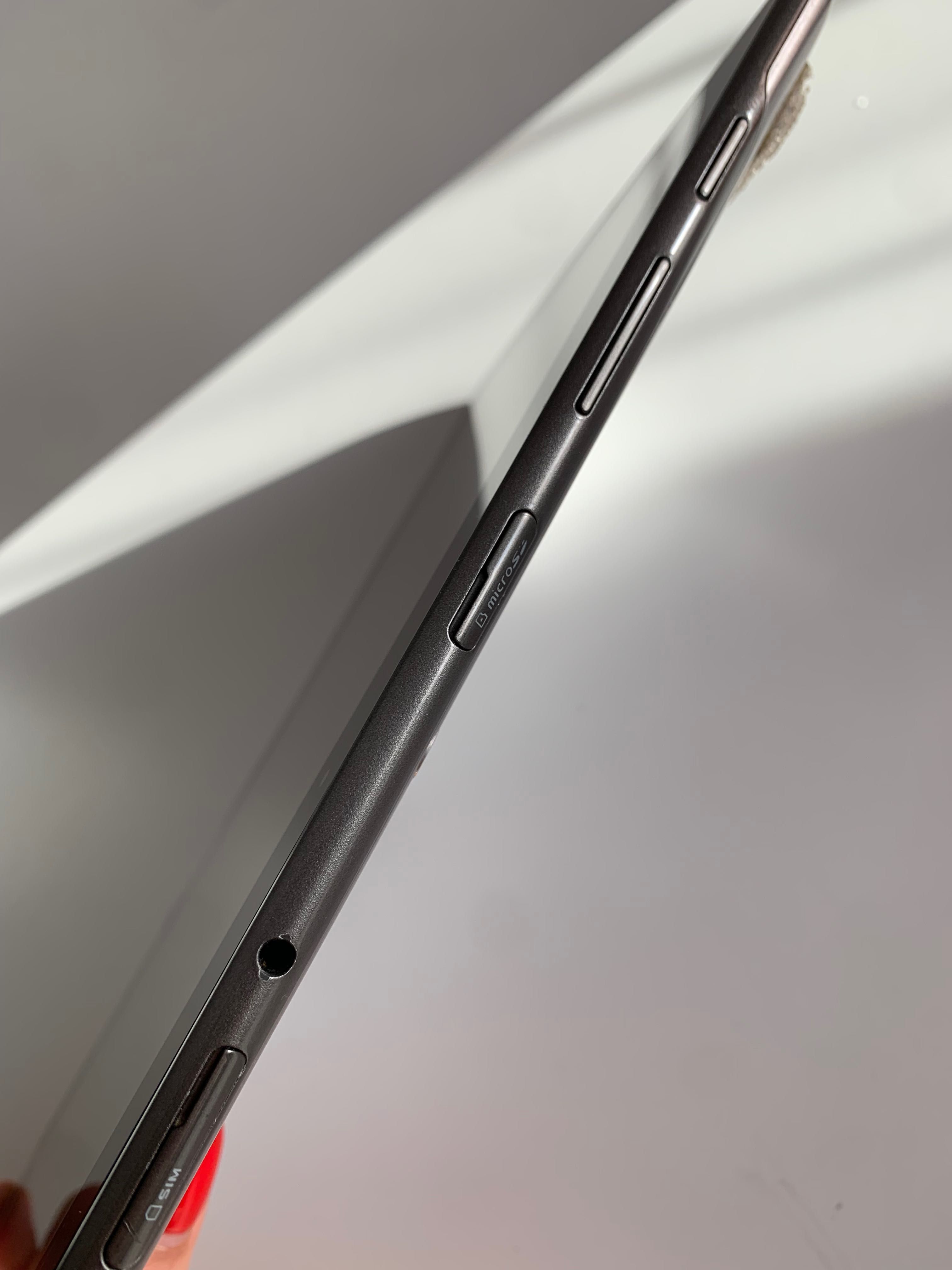 Tablet Samsung P5100 Galaxy Tab 2 + ładowarka + pokrowiec