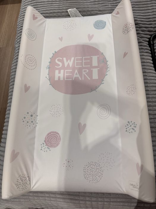 Пеленальна дошка