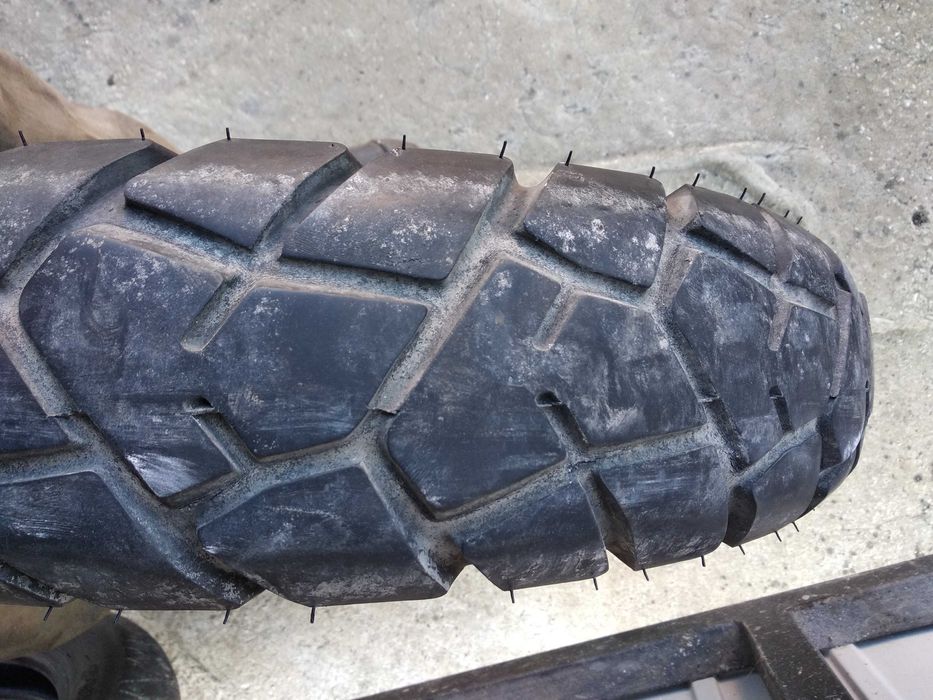 Opony komplet motor Honda Varadero XL 125 pirelli 100/90-18* 130/80-17