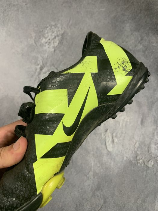 NIKE Mercurial VICTORY II TF r. 44 28 cm (441994 070)