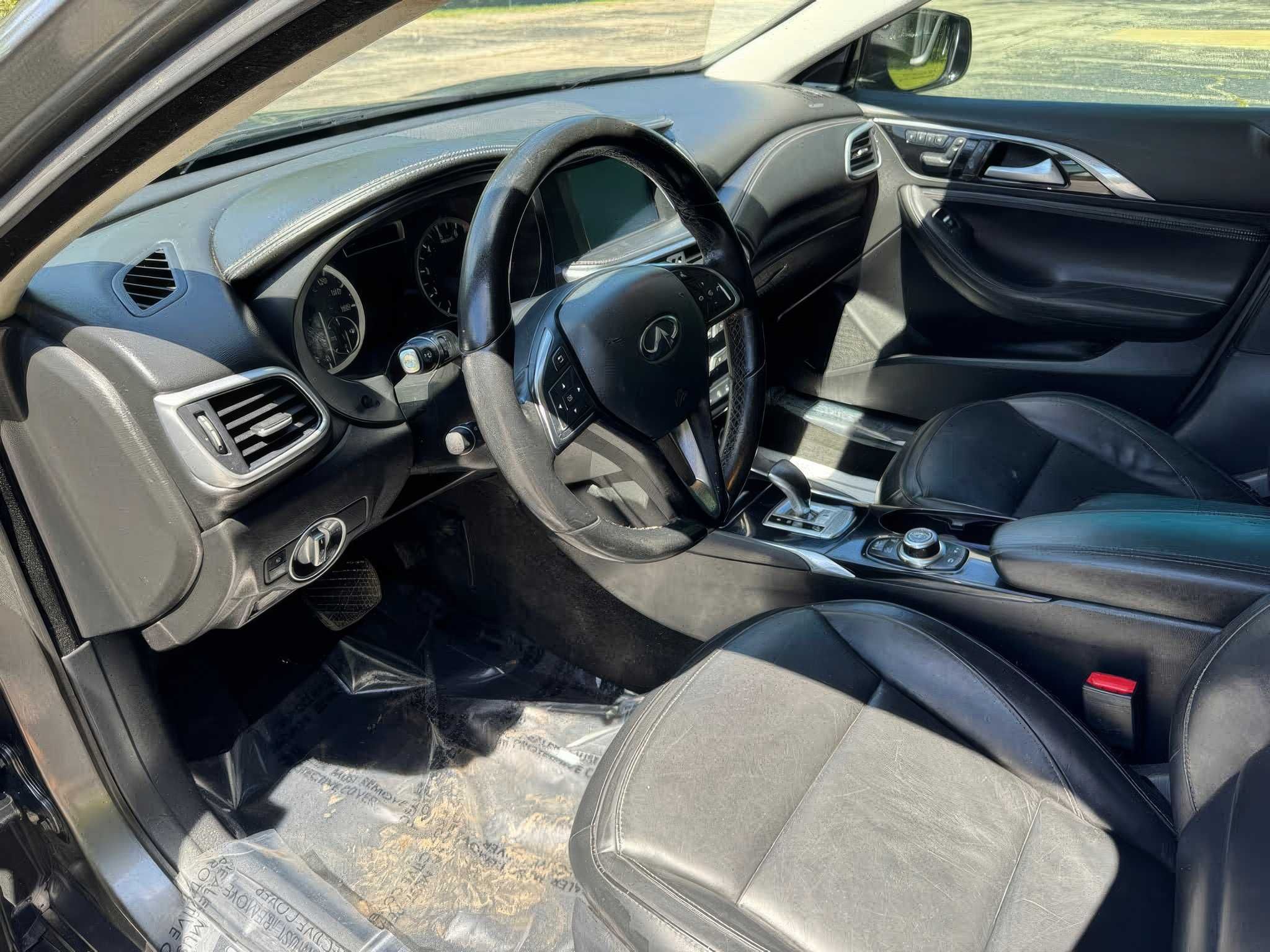 2017 Infiniti QX30 2.0t