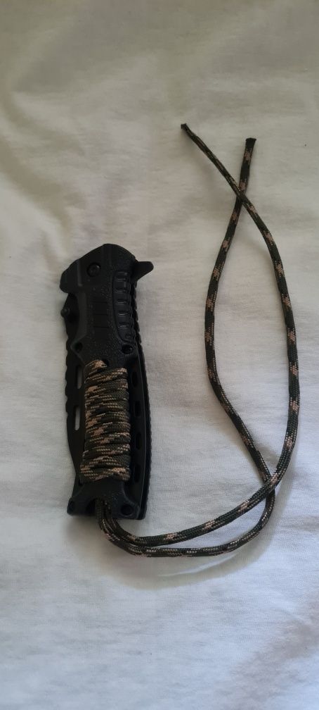 Nóż  taktyczny składany PARACORD tarn KRZESIWO moro