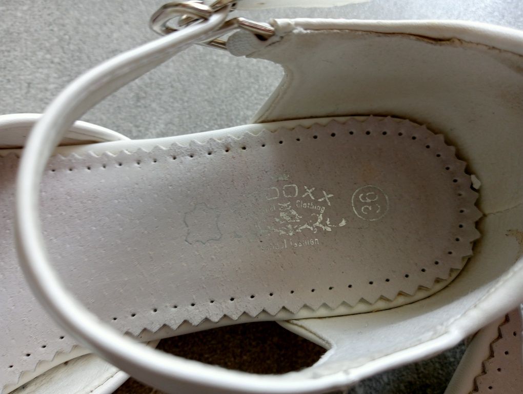 Buty komunijne, białe dla dziewczynki, rozmiar 36