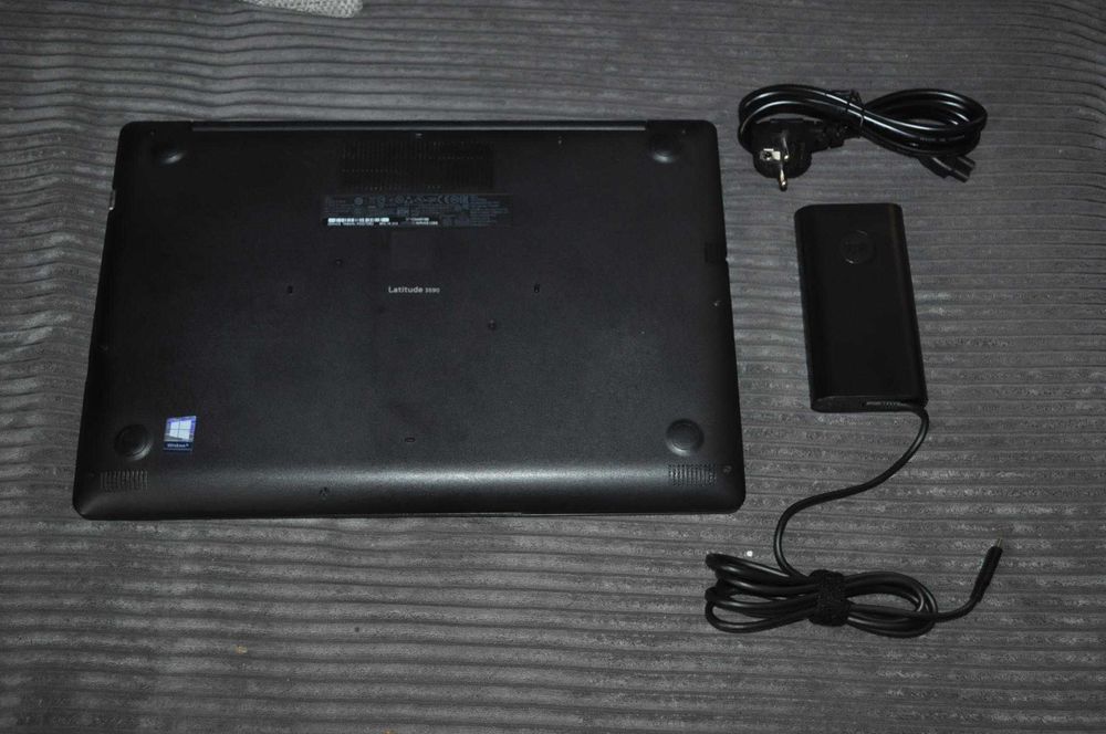 Dell Latitude 3590 15,6 " i5-8250U 16Gb ddr4 512Gb ssd Win10P  FHD bat