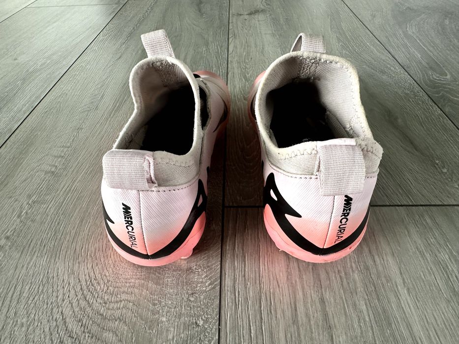korki, buty do piłki nożnej dla chłopca , Nike Merculiar, rozm.38