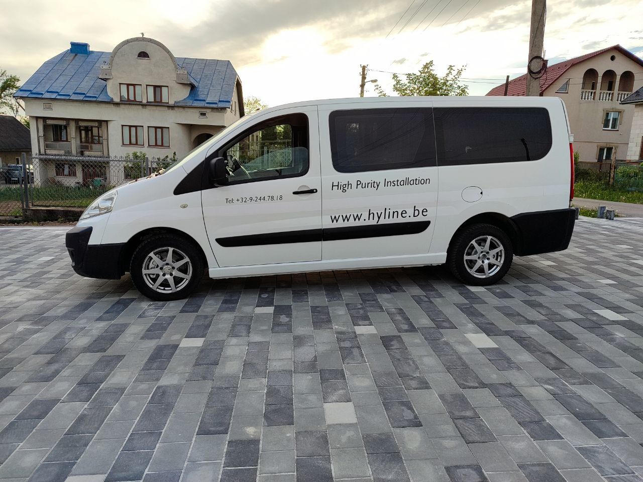 Peugeot Expert максі база 2.0 дізель 2008 рік