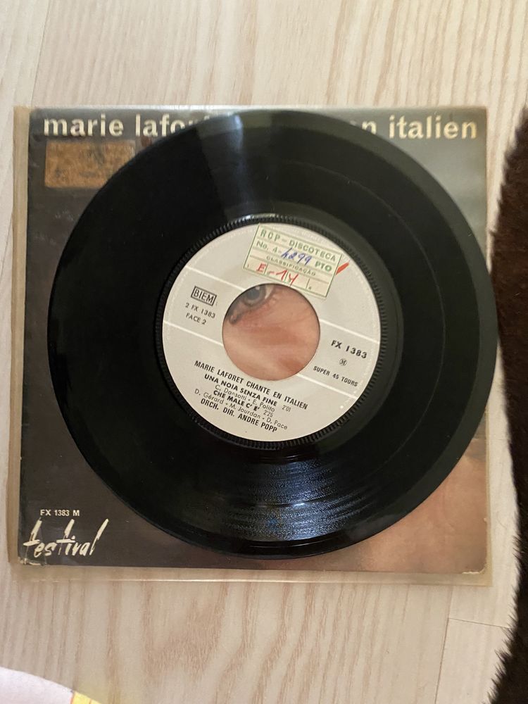 Single Marie LaForêt: Chante en italien