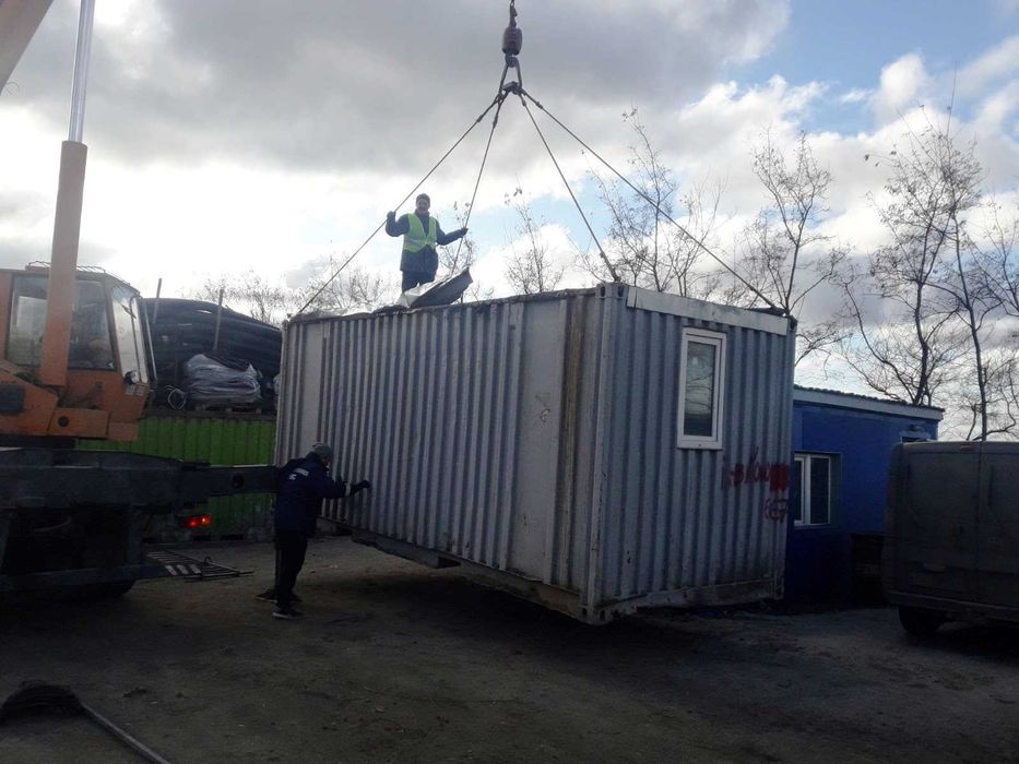 Перевезення вантажів по Україні та міжнародним напрямкам