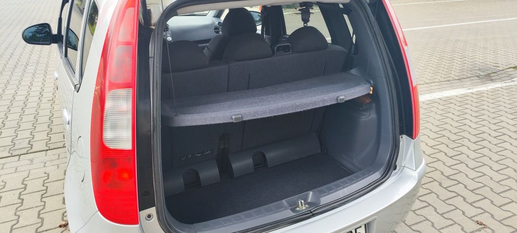 Mitsubishi  Colt