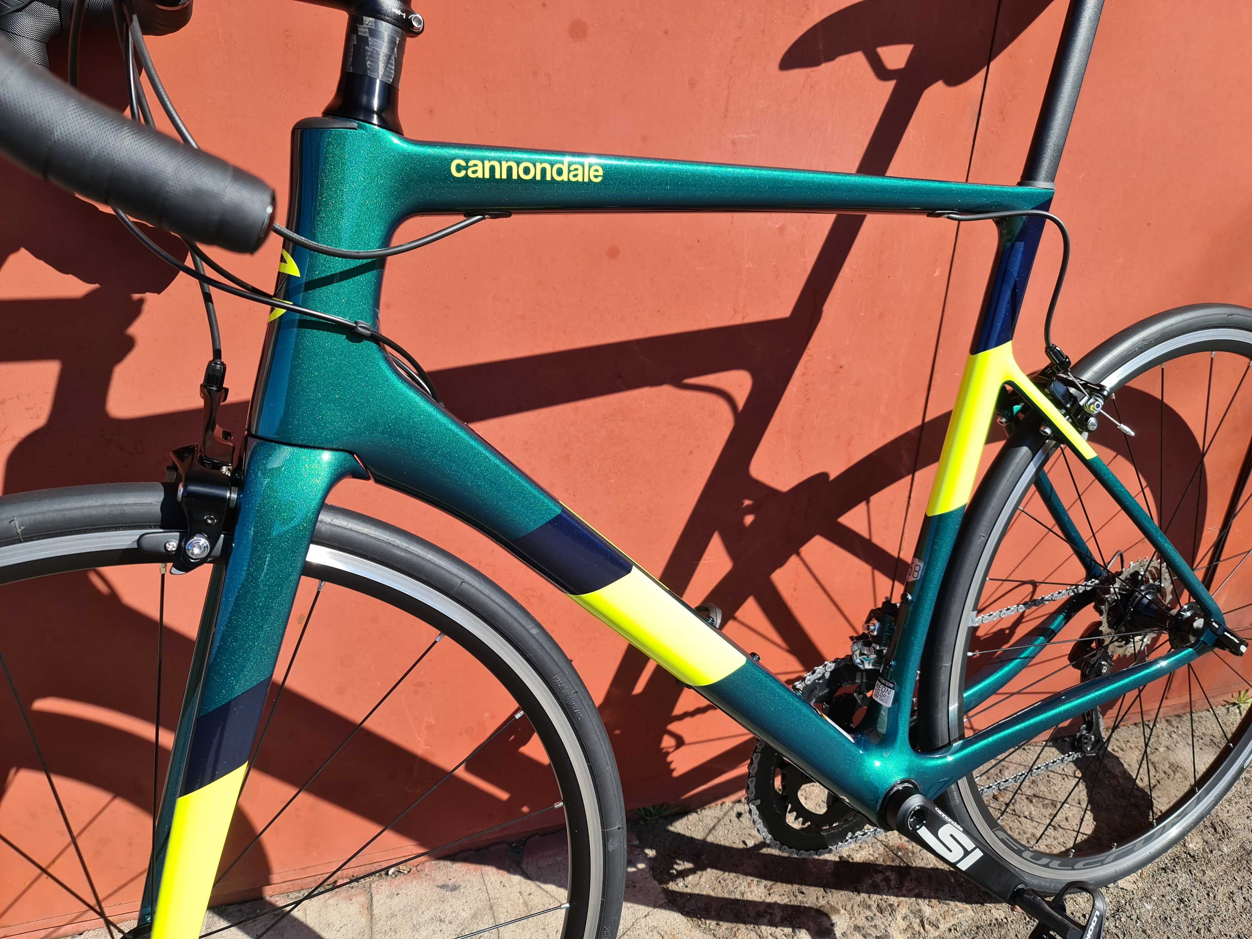 Шосейний велосипед Cannondale SuperSix Carbon рама XL58  Shimano 105