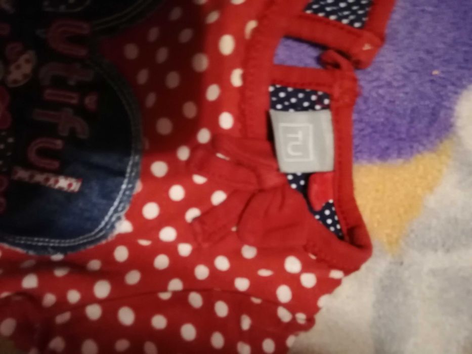 dwa śliczne komplety dziewczęce sukienka z bluzka i spodnie i bluzka