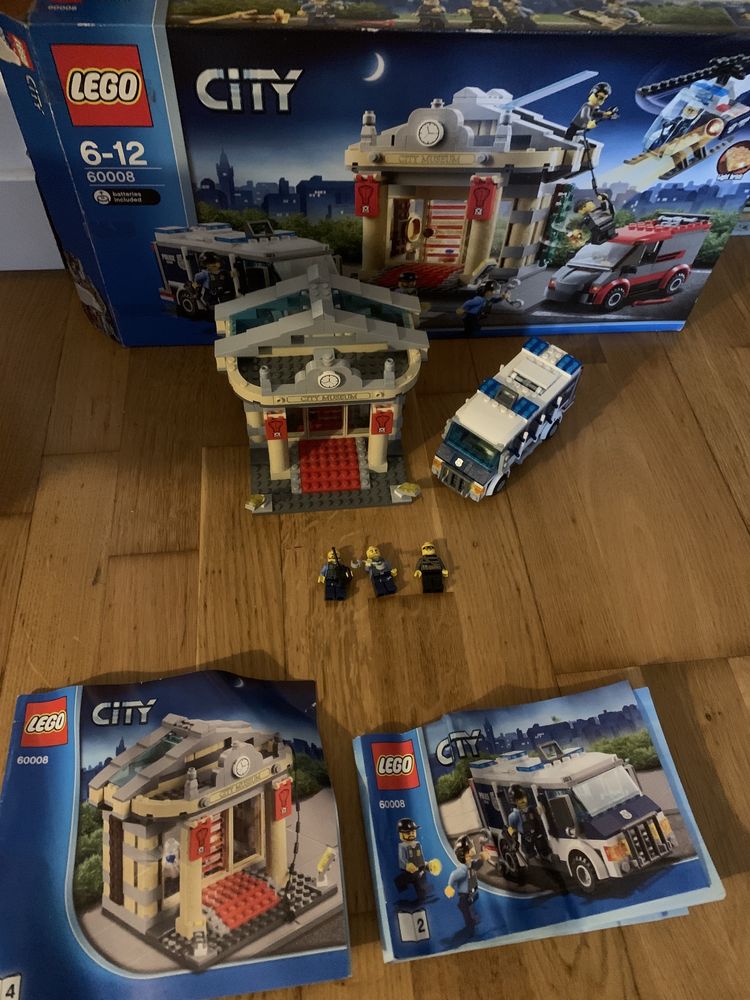 Lego City Museum Break-in 60008