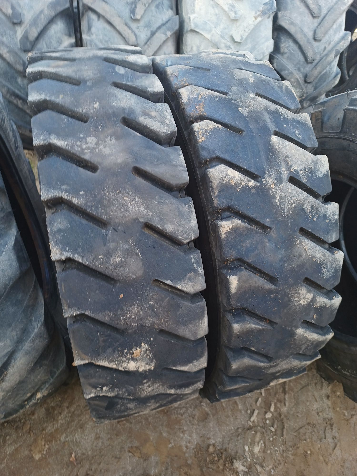 Opony 9.00r20 Michelin 9.00-20 koparka kołowa torowa wózek widłowy