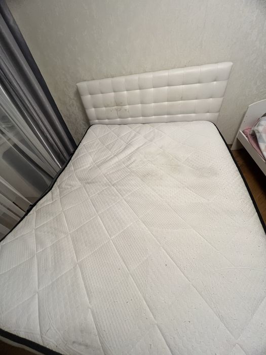 Ліжко двоспальне