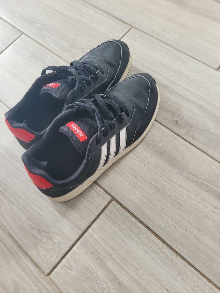 Buty sportowe adidas