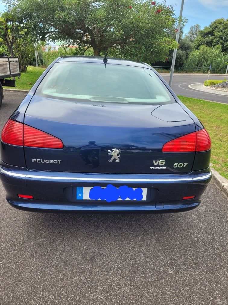 Peugeot 607 2.7 V6 versão sport