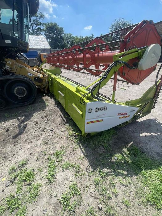 Продам жатку із ріпаковим стілом claas с900