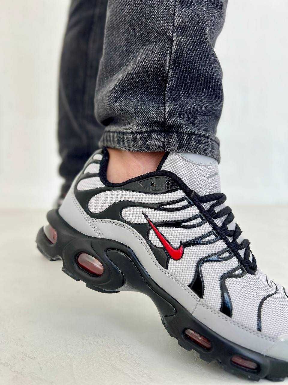 Кроссовки Nike Air Max TN Plus Grey/Black/Red