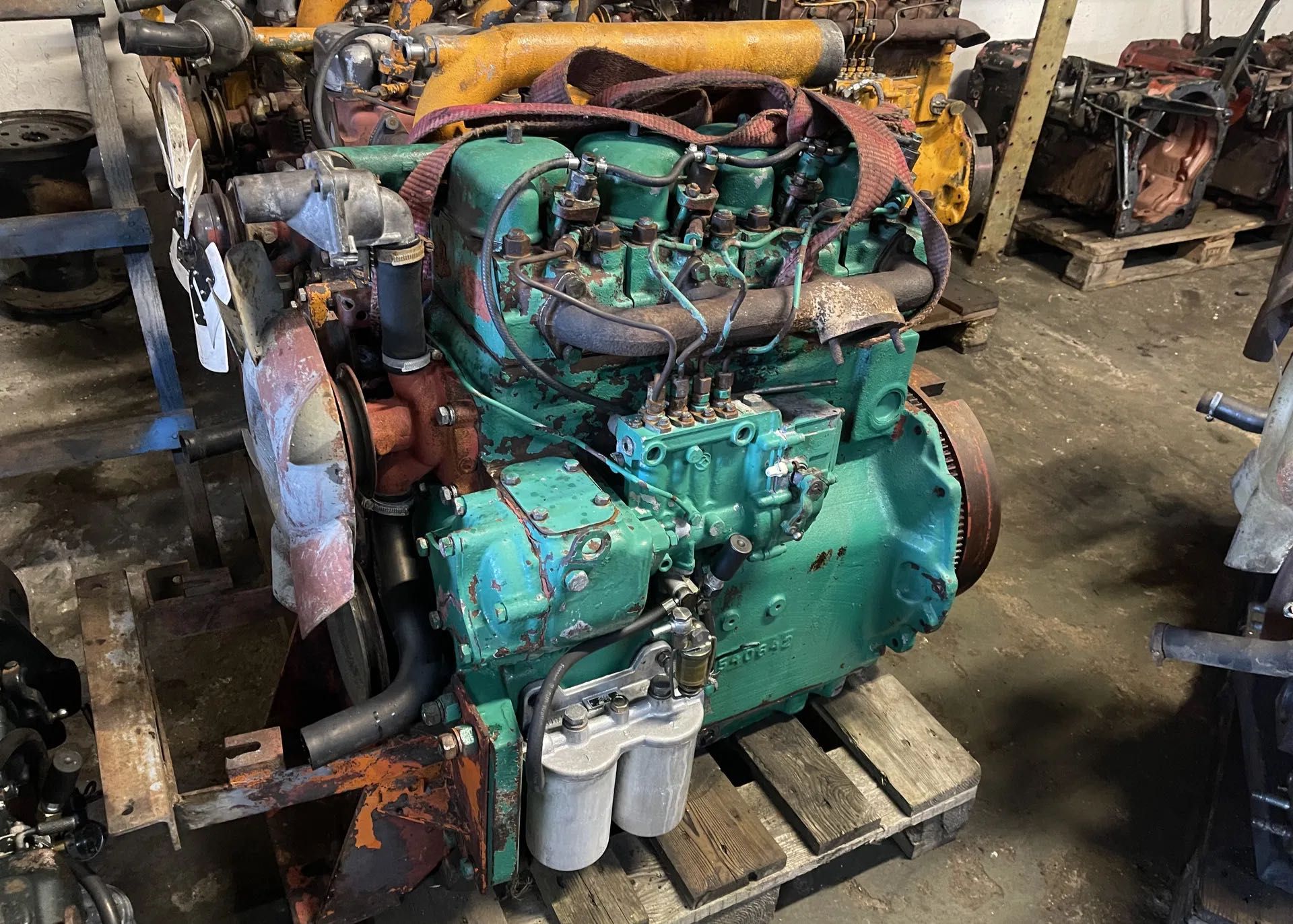 Silnik Ursus Zetor 4 cylindrowy 7211,6211,5718,6718, C-360 z Agregatu