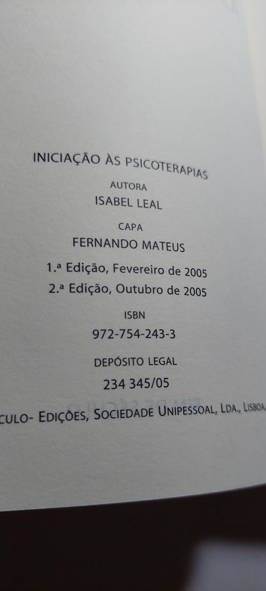 Iniciação às Psicoterapias - Isabel Leal