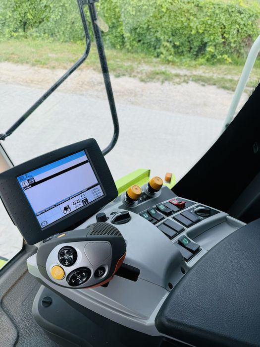 Kombajn zbozowy lexion 740