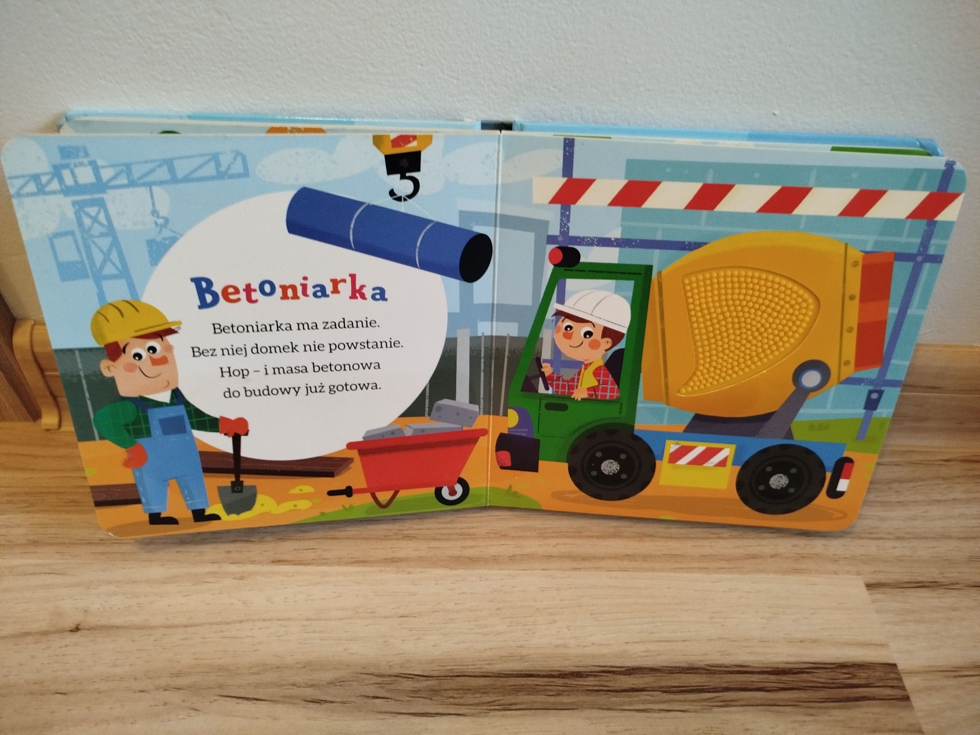 Książeczka sensoryczna Pojazdy