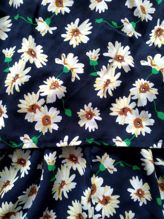 Piękny kombinezon hiszpanka floral kombinezon w kwiaty S