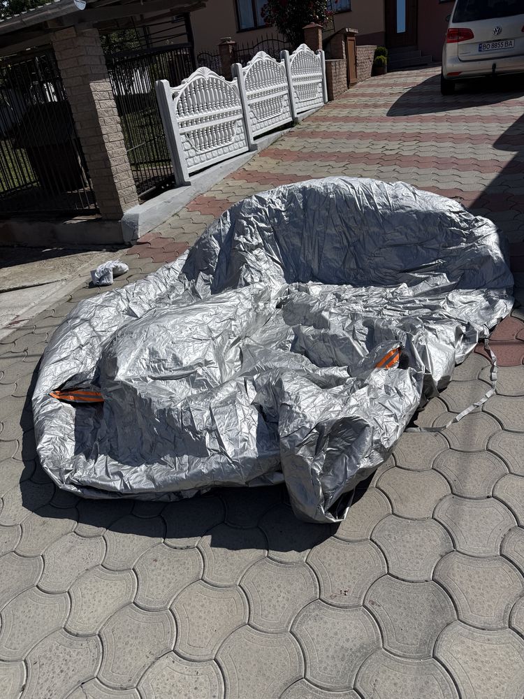 Тент для автомобіля