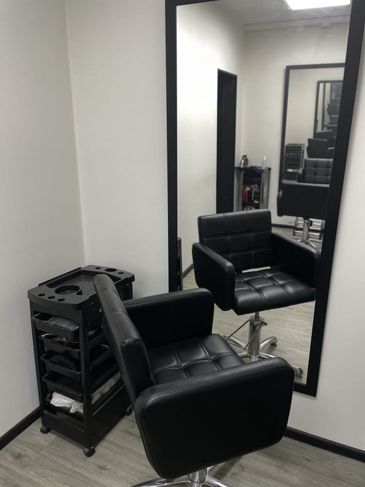 Оренда робочого місця під кератин