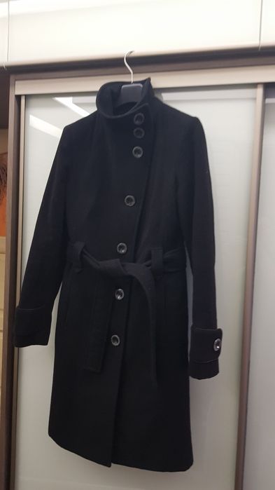 Płaszcz damski czarny