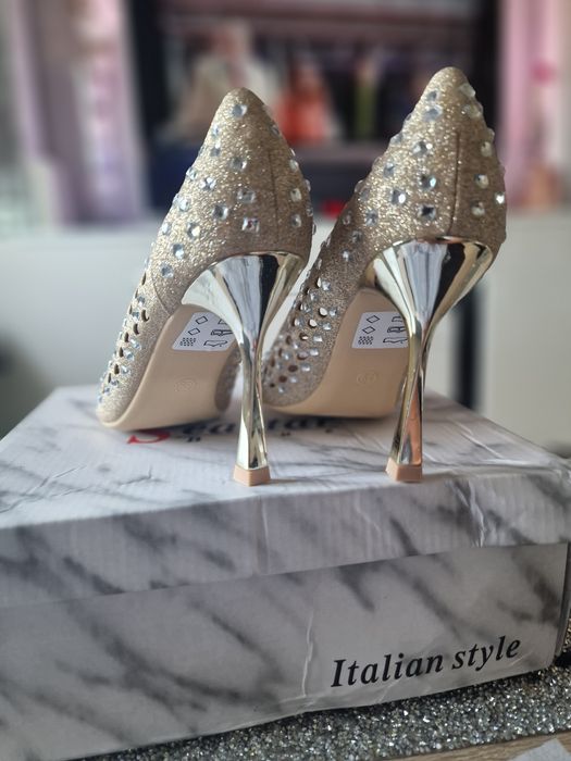 Buty Sistars r.39