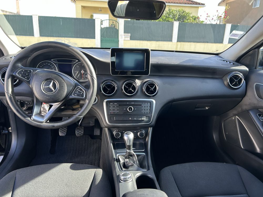 Mercedes A180d 2016