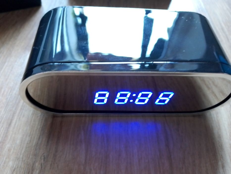 Часы скрытая камера