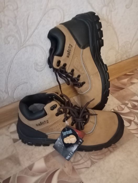 Кожаные защитные ботинки