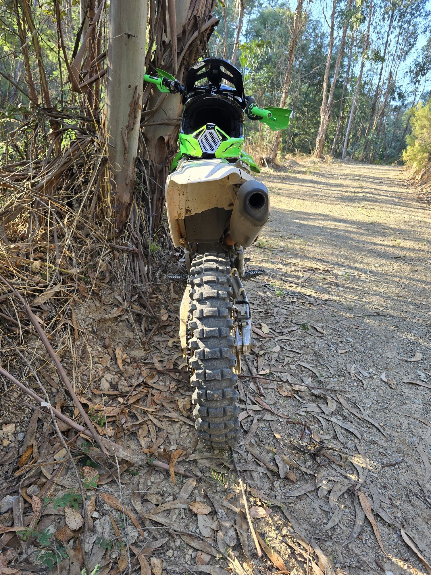Kawasaki kxf450.