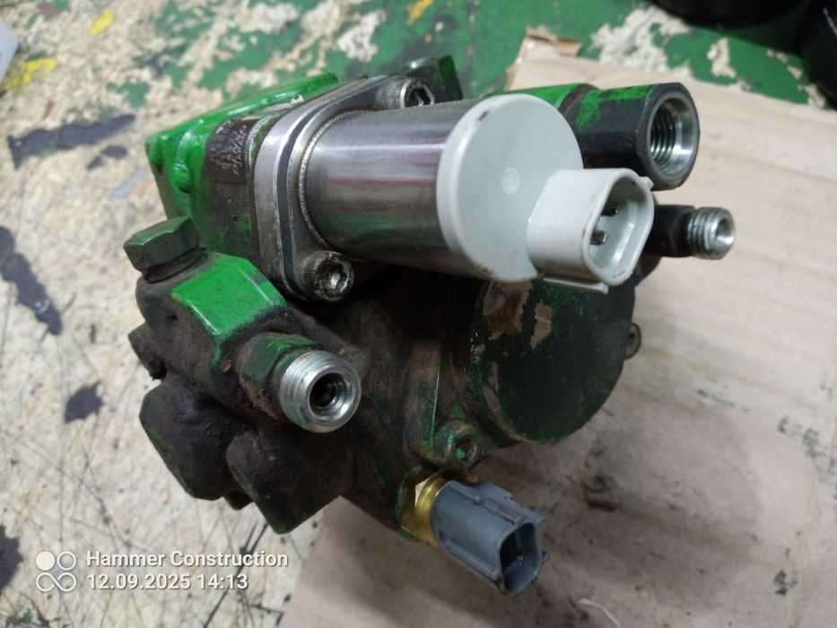 Pompa wtryskowa ( wysokiego ciśnienia) John Deere polecam.