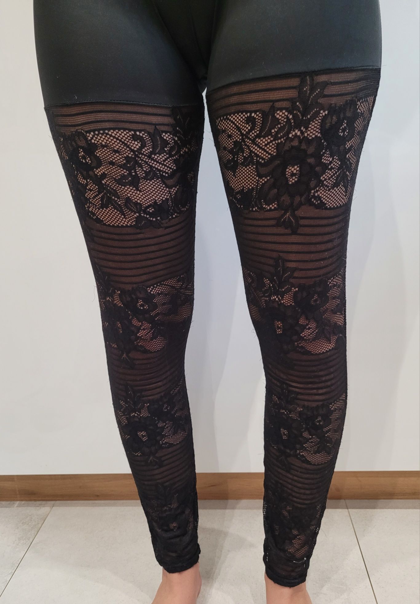 Calzedonia legginsy koronką rozmiar S