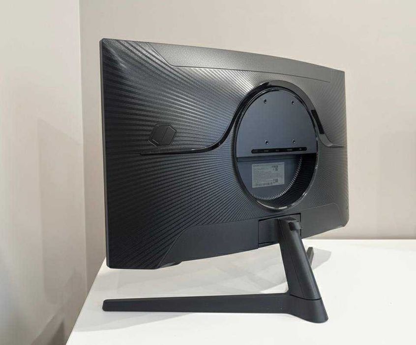 Монітор Samsung Odyssey G5 27" C27G55TQWI 2K