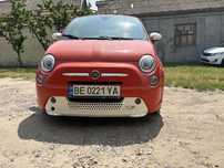 Fiat 500e на розборку або під відновлення батареї