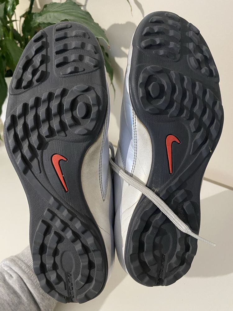 Buty do piłki nożnej Nike Mercurial