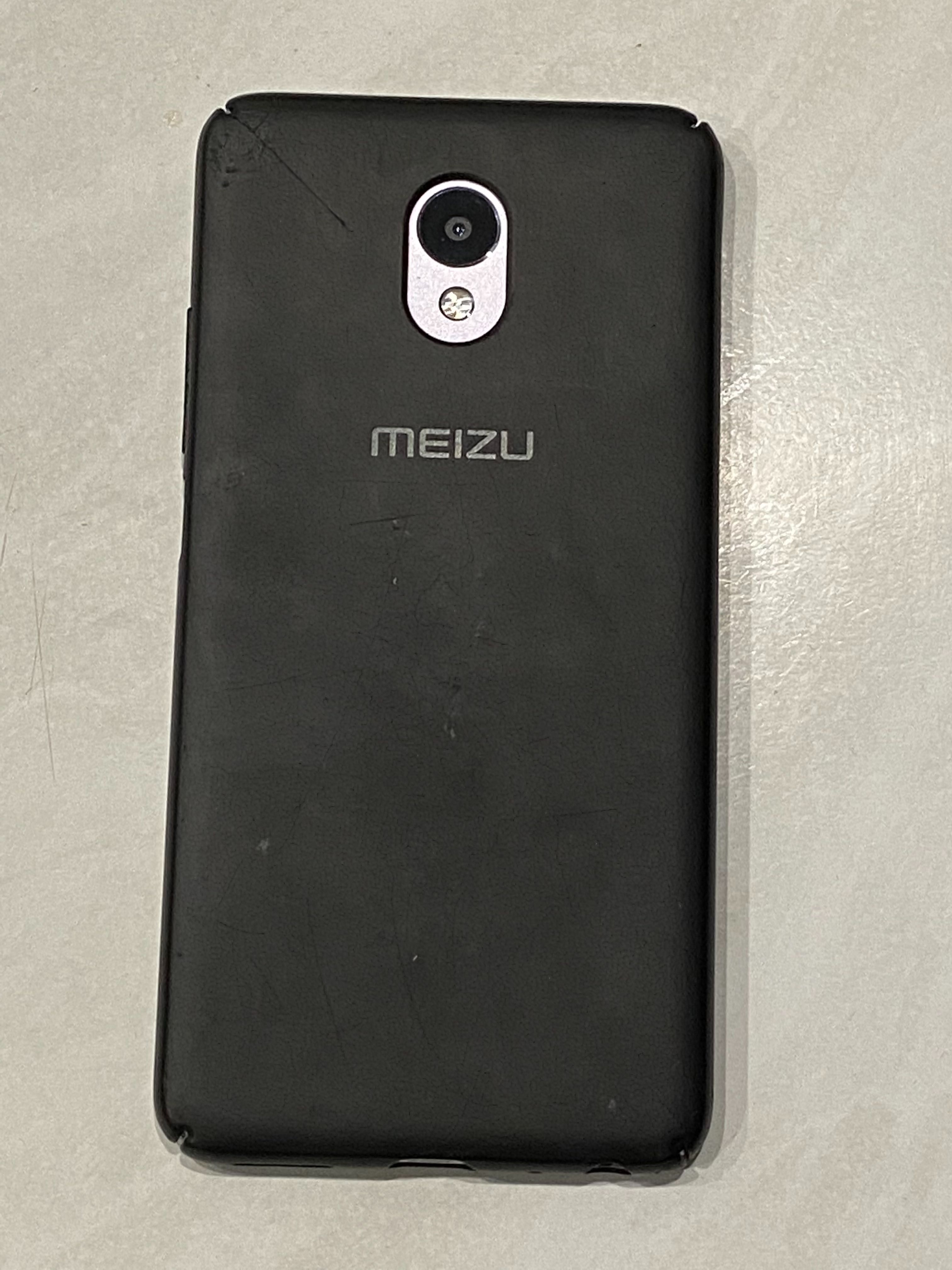 Смартфон Meizu m5 note.